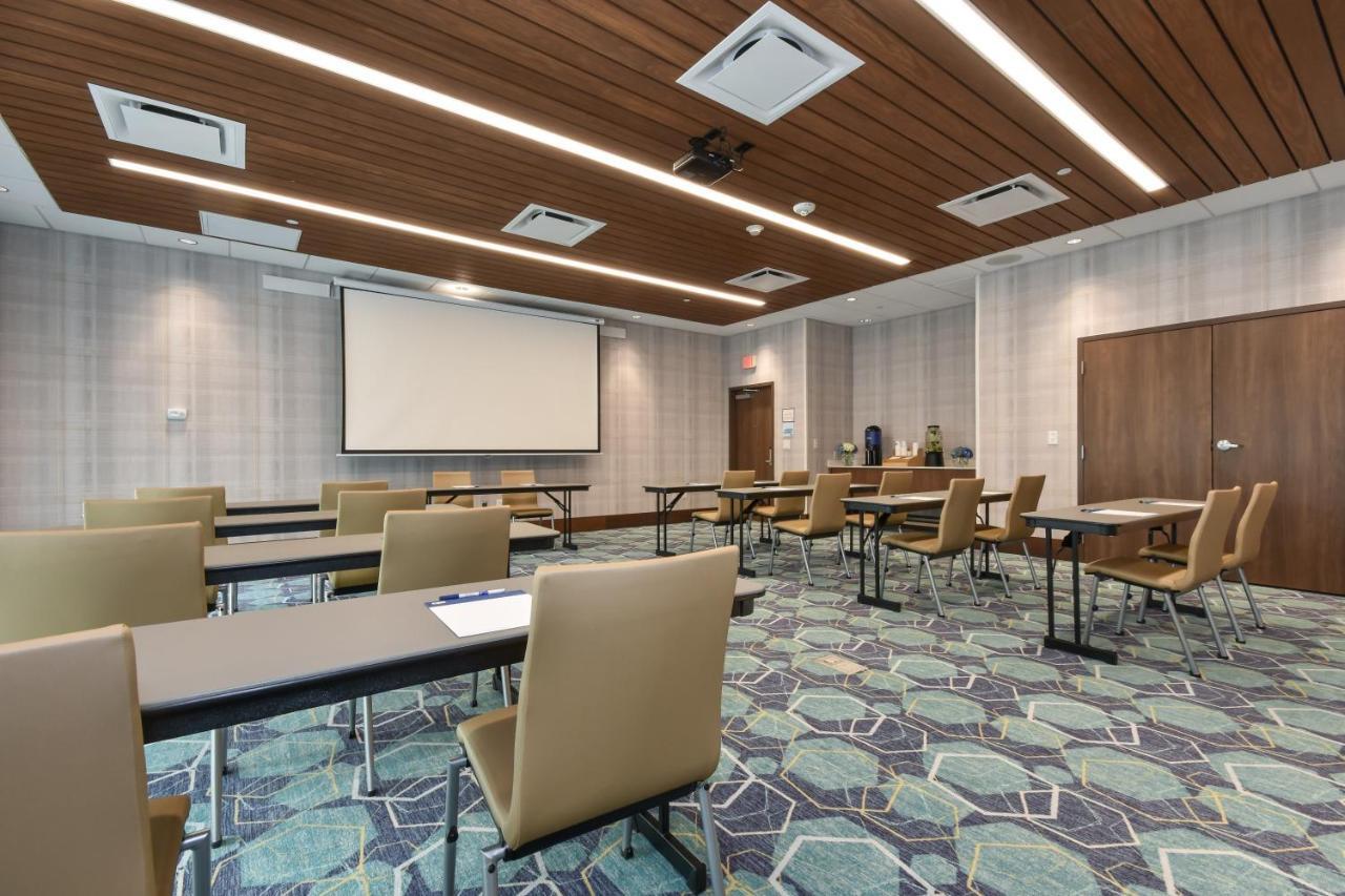 Holiday Inn Express & Suites Charlotte - Ballantyne, An Ihg Hotel Ngoại thất bức ảnh