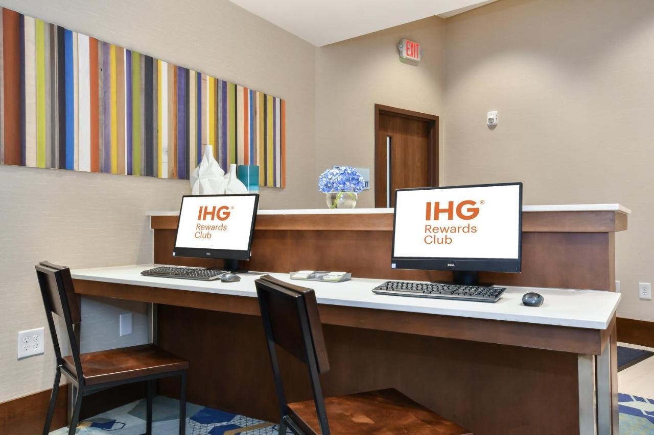 Holiday Inn Express & Suites Charlotte - Ballantyne, An Ihg Hotel Ngoại thất bức ảnh